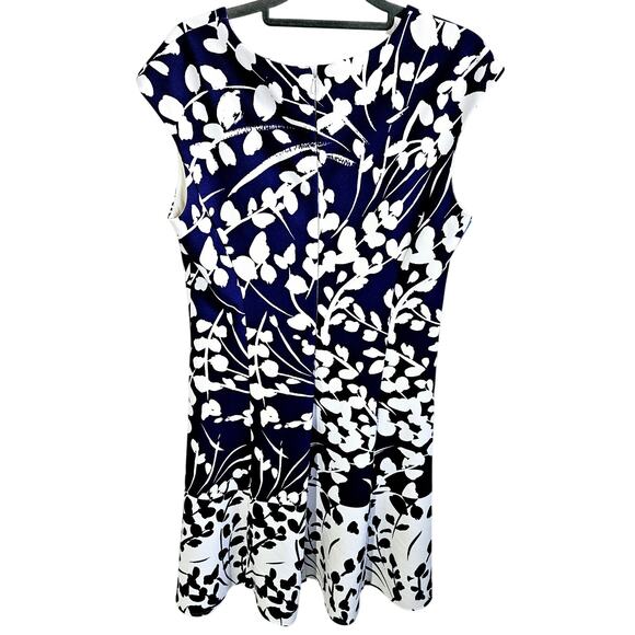 Adorne Women's Size 10 Cap Sleeve Shift Dress Blue White Floral Spring Midi - Picture 4 of 6